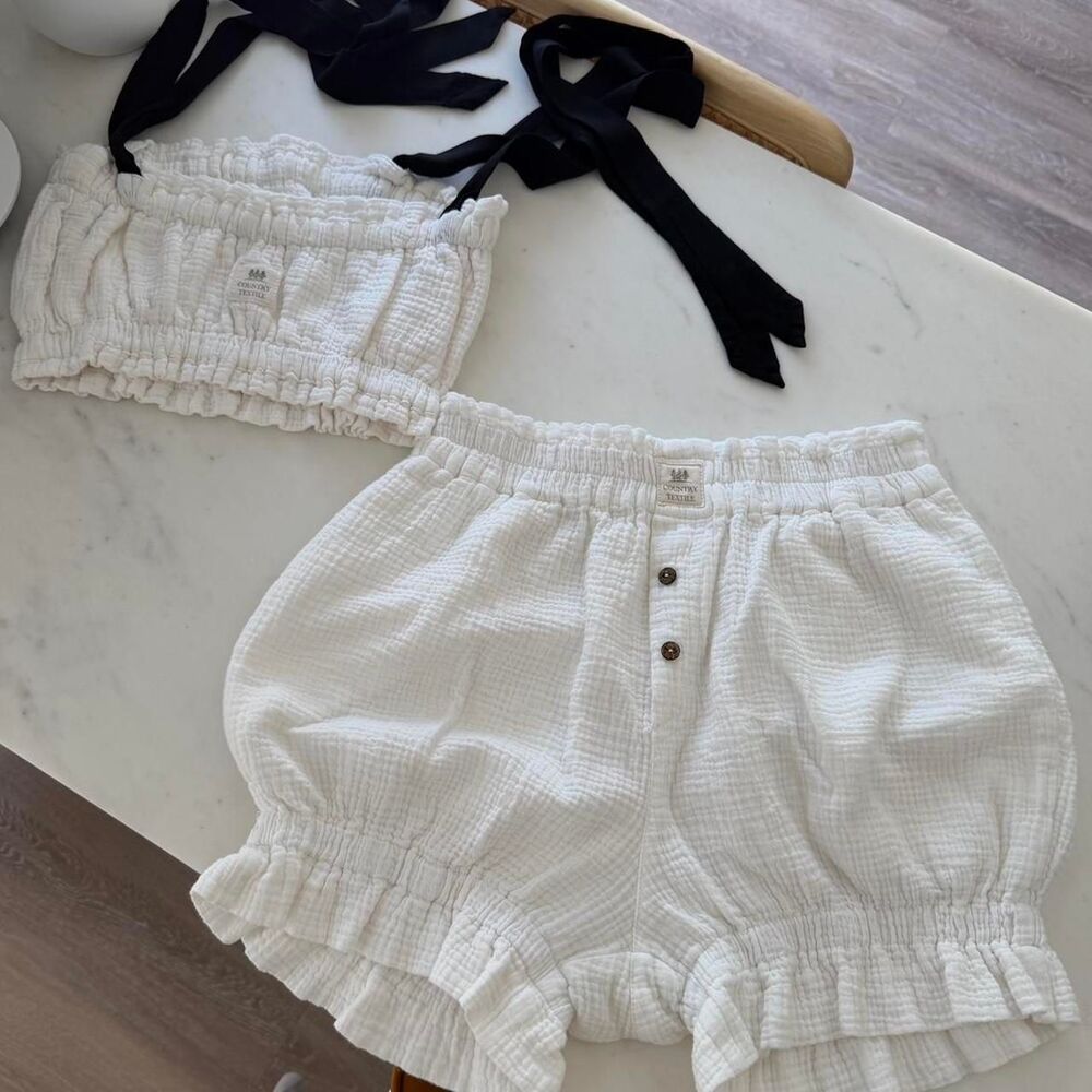 Muslin Set - Picture 3 of 7